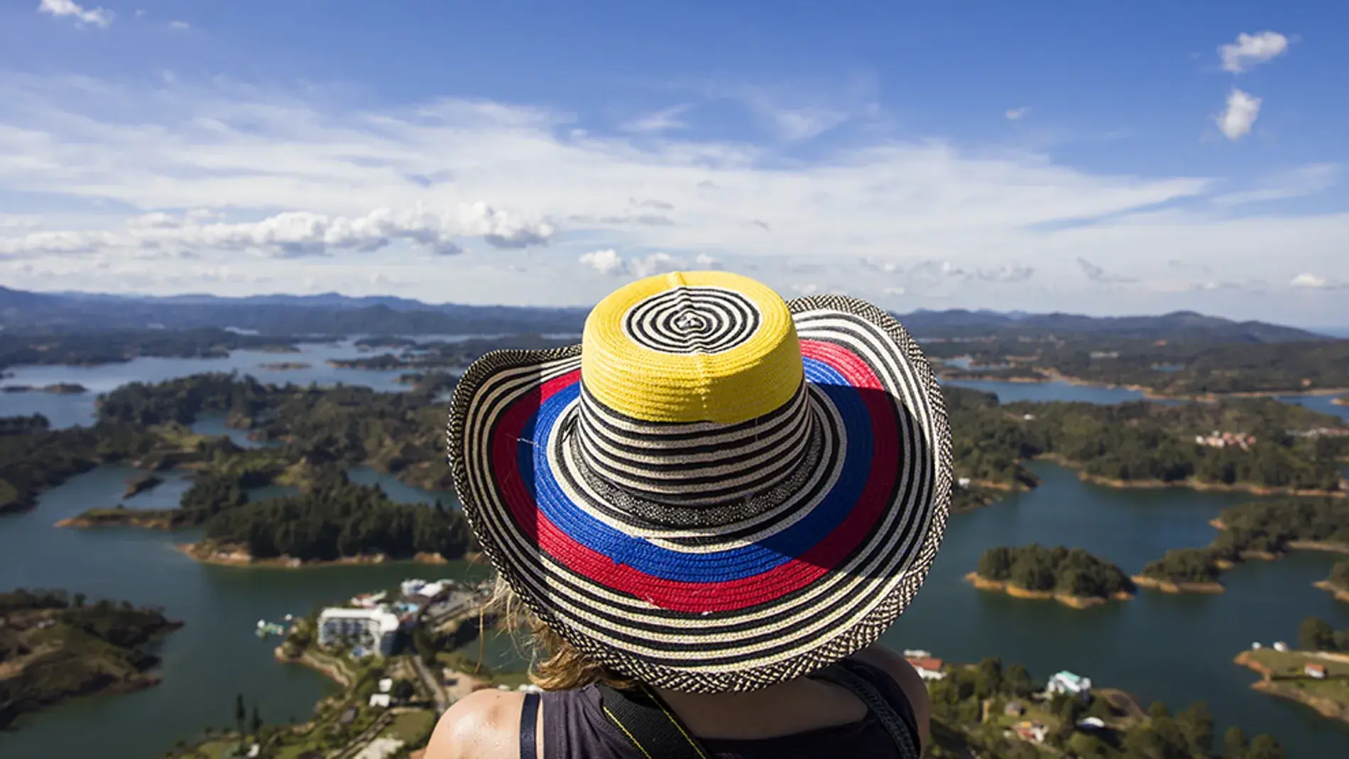 nombre persona centro visual cali